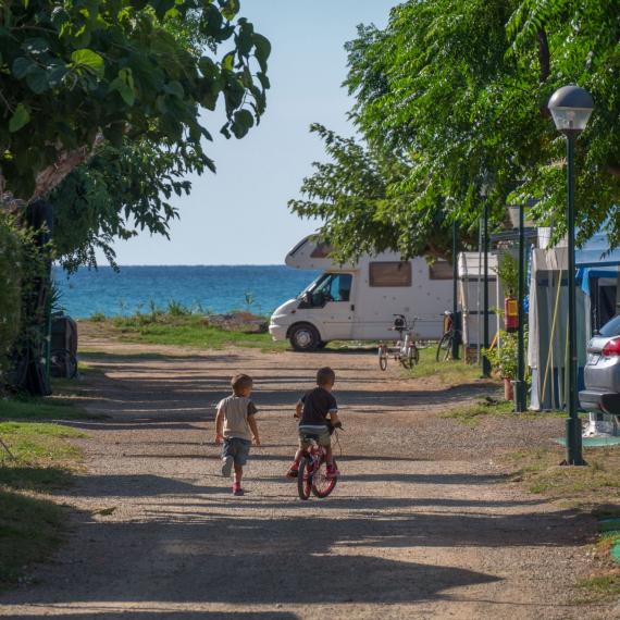 Camping Playa y Fiesta