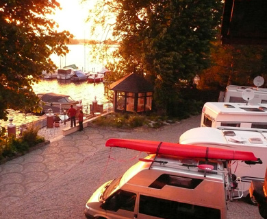 Wohnmobilstellplatz im Yachthafen Historisches Fährhaus — photo 1